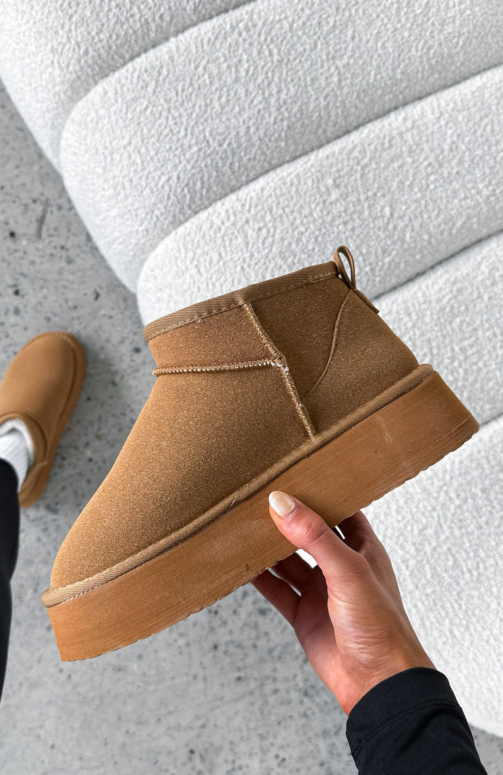 Jet Setter Platform Snug Boots Chestnut